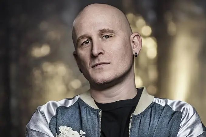 scyrisnova's tweet photo. Do you remember the whole story around Craig Burnatowski and his ex-girlfriend Monica? Well, here we are again!

She leaked new details about RE9 DLC and CVR. You can read all her comments on a picture, but if all this info is true… Craig then kinda broke his NDA 🥶🥶

#REBHFun https://t.co/g3Kpw9AGYc