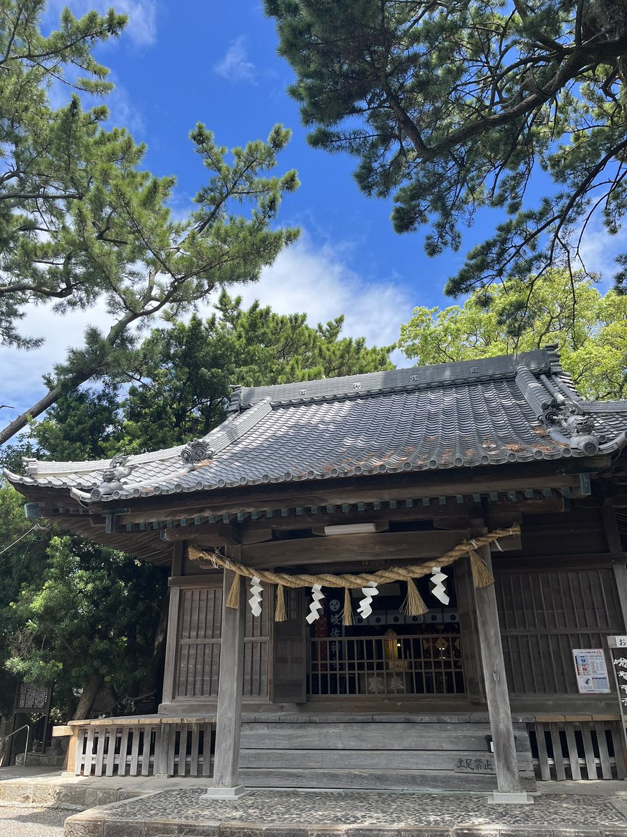 presia7635's tweet photo. 今日は季節の節目「処暑」。

そして巳の日、大安が重なる日。

今日のテーマは
「自分を信じる」

迷ったり、不安になったり、
思うように進まない日があっても大丈夫。

今まで歩いてきた自分を信じて
小さな一歩を進めてみる。

未来を変えるのは、
いつだって自分自身です。

今日も素敵な一日を https://t.co/quUH2jDatc
