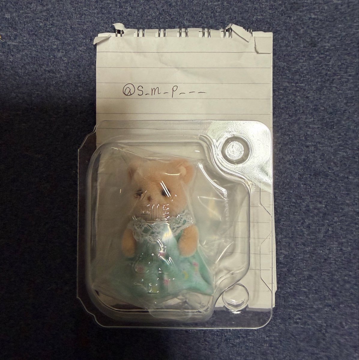s_m_p___'s tweet photo. シルバニアファミリー シルバニア キラキラ くじ　ほしぞらパジャマパーティー 交換

譲　G賞 シークレット
求　G賞 シマエナガの赤ちゃん フェネック アザラシ

郵送交換希望です。
お気軽にお声がけください🍀 https://t.co/6EDuJNCer1