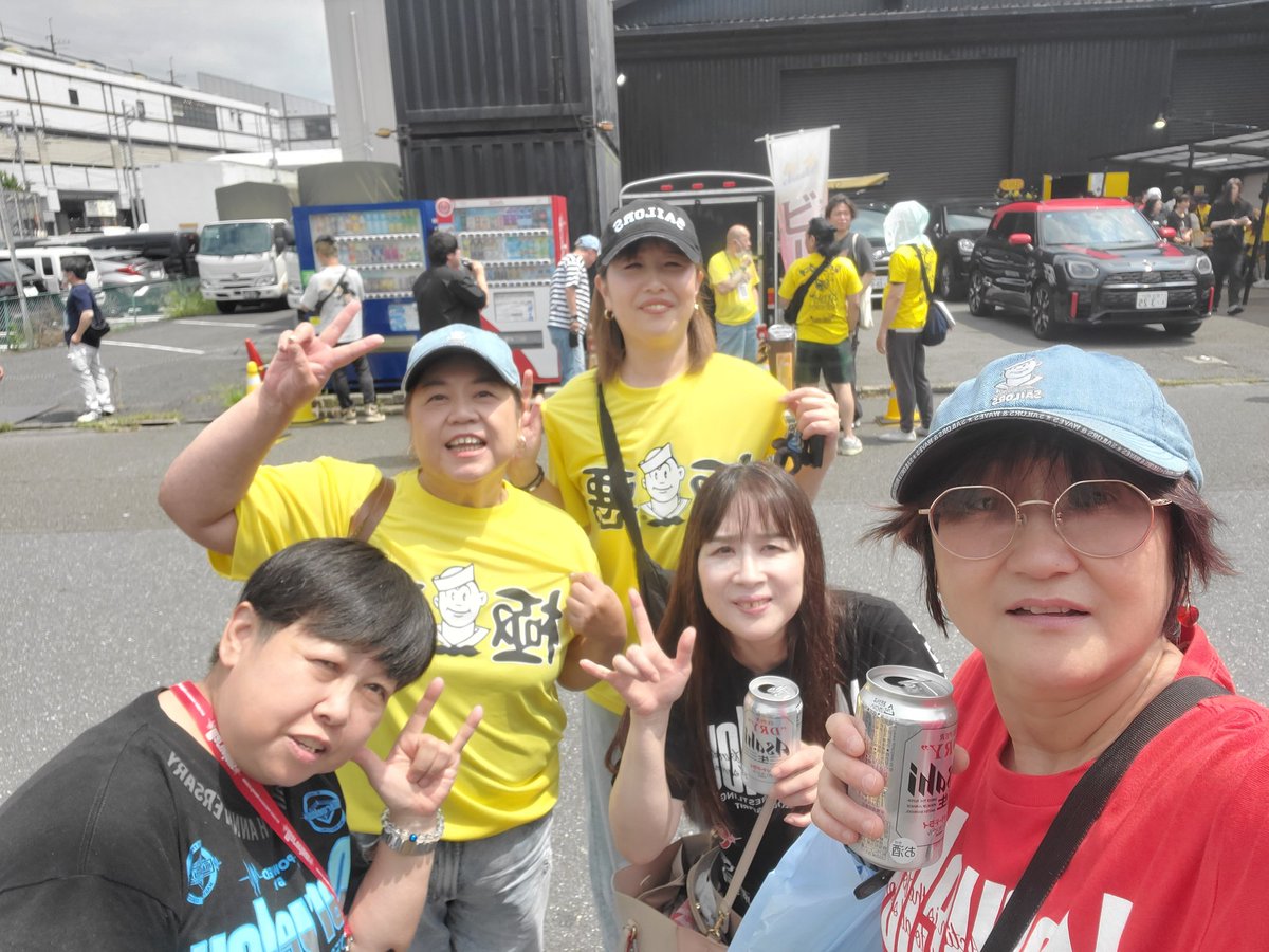 marvelous120888's tweet photo. 今日はここ

極悪祭新木場１stRing

マーベラスの応援と
ちこさんのトークショー( *´艸｀)

久しぶりな方も昨日ぶりの方も✋

もうすぐ始まるよー
楽しみー(*´▽｀)

#極悪祭
#マーベラスプロレス
#マベラー

※寝坊して２時間遅刻
寛大な心のマベラーの皆様
大好きだよー(笑)

┏●┓土下座 https://t.co/6Xp1WKh9Dn