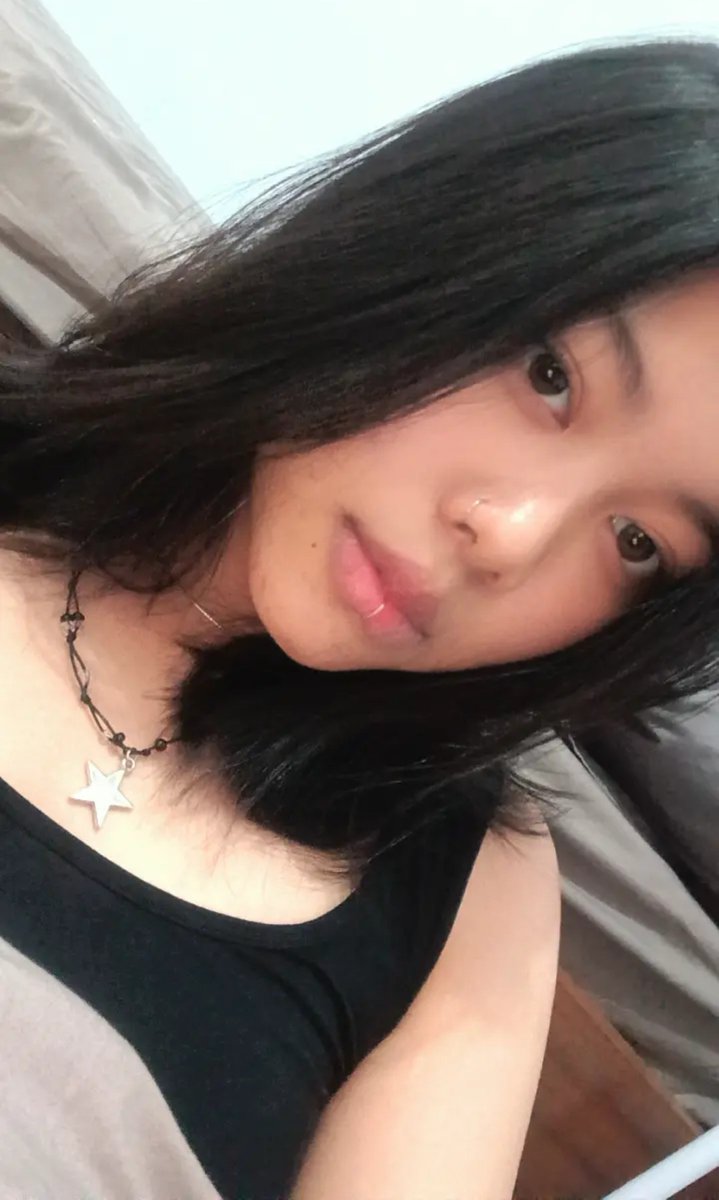 _____meyza's tweet photo. pov: me in semester akhir https://t.co/lQbWxSFXjZ