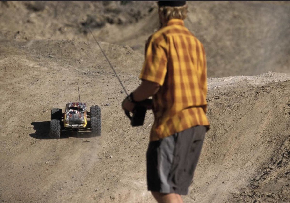 trol_control's tweet photo. My other Hobby 🤣 racing off-road R/C https://t.co/q9DqfpPCyf