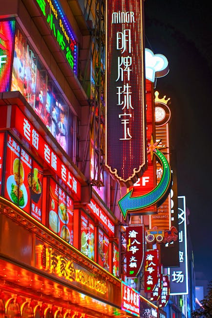 cassandra5efb's tweet photo. 一起发现复古学院风的新魅力。 简单的金色帽子也能穿出都市风的魅力感谢 eddy grauman🐵 https://t.co/kAdDHnwk4Q