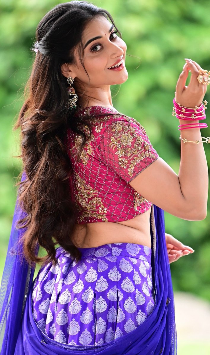 venillaray's tweet photo. Prisha glowing beautifully in traditional elegance 💜🩷 https://t.co/dbUlZ8i5gc