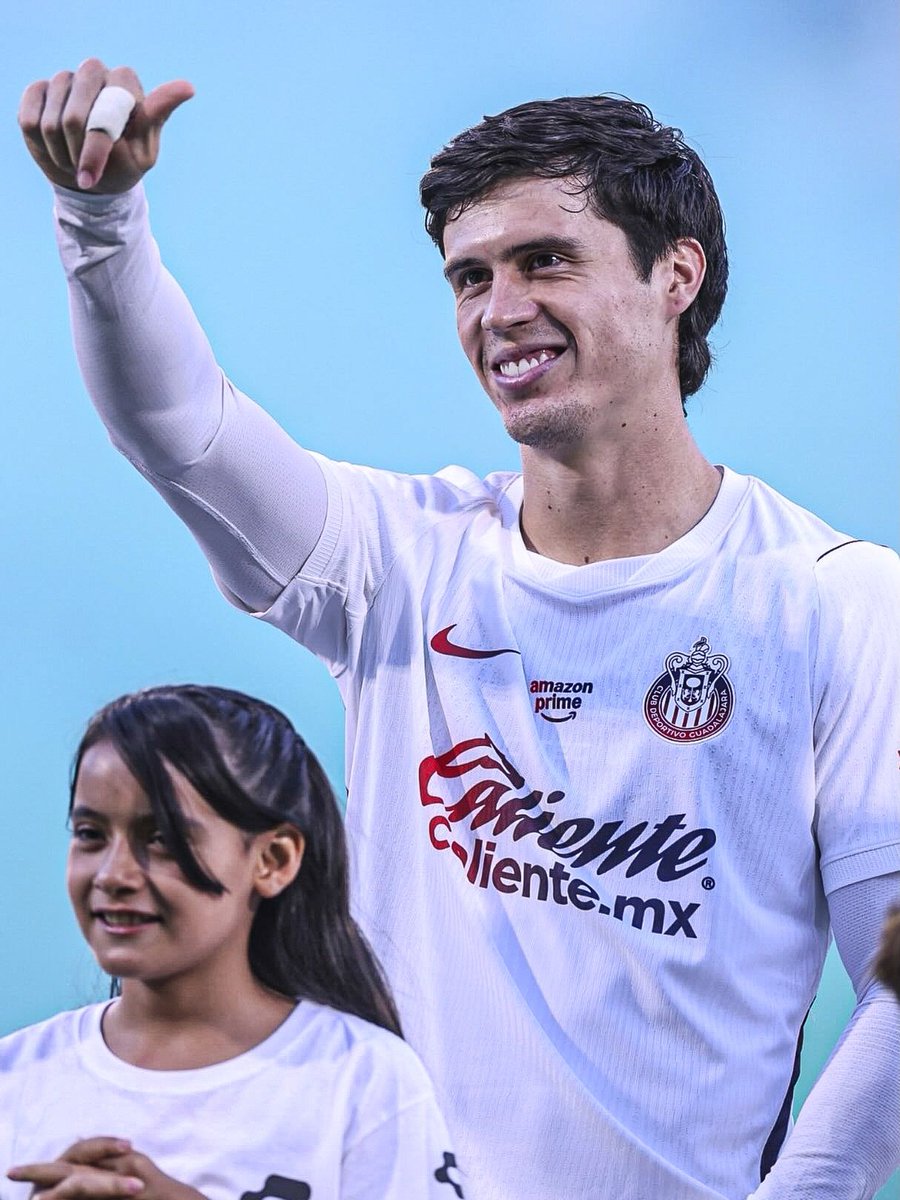 Archivismo's tweet photo. Diego Campillo hoy 💎

- Gol
- Asistencia 
- 9 contribuciones Defensivas 
- 97% pases precisos
- 2 pases clave 
- 2 Recuperaciones
- 7 Despejes
- 2 Intercepciones https://t.co/ER0tdI3NUu