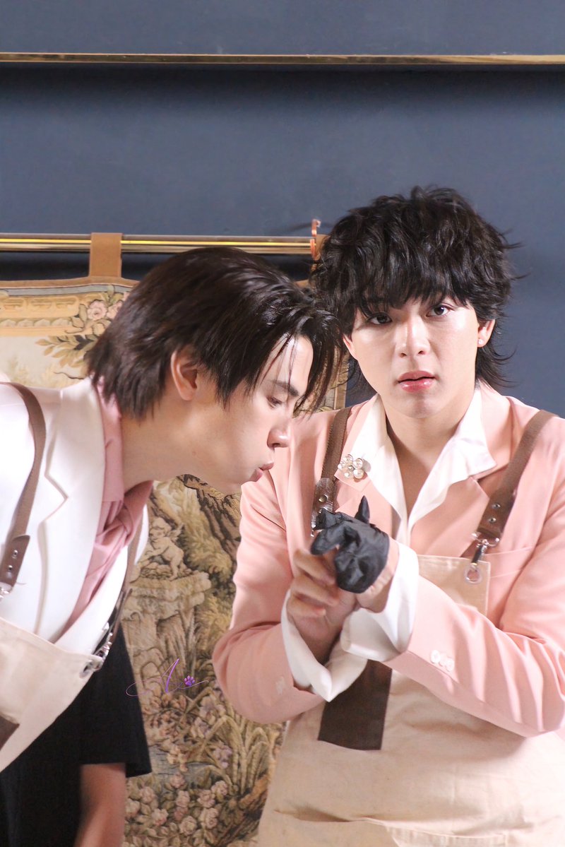 regret_mb's tweet photo. 手袋はめられないBasくん可愛いし、それをお手伝いしようとしてるMaxkyくんがいい🫶🏻️︎💕

MAXKYBAS SUMMER MOMENT
#SummerCrushWithMaxkyBas
#ShineriseWithMaxkyBas https://t.co/fRiTuyXyLS