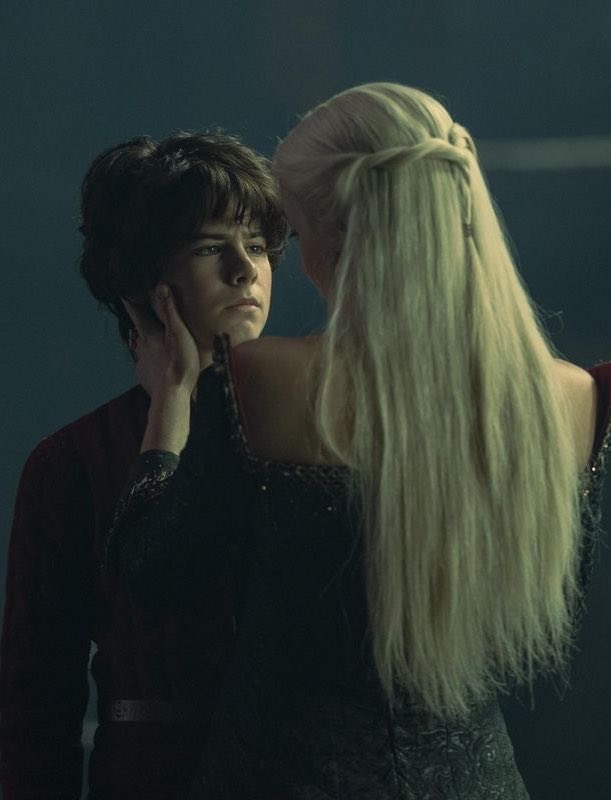 nyrasrx's tweet photo. Rhaenyra mother 😭🥹❤️ https://t.co/UM5Paxiz3K