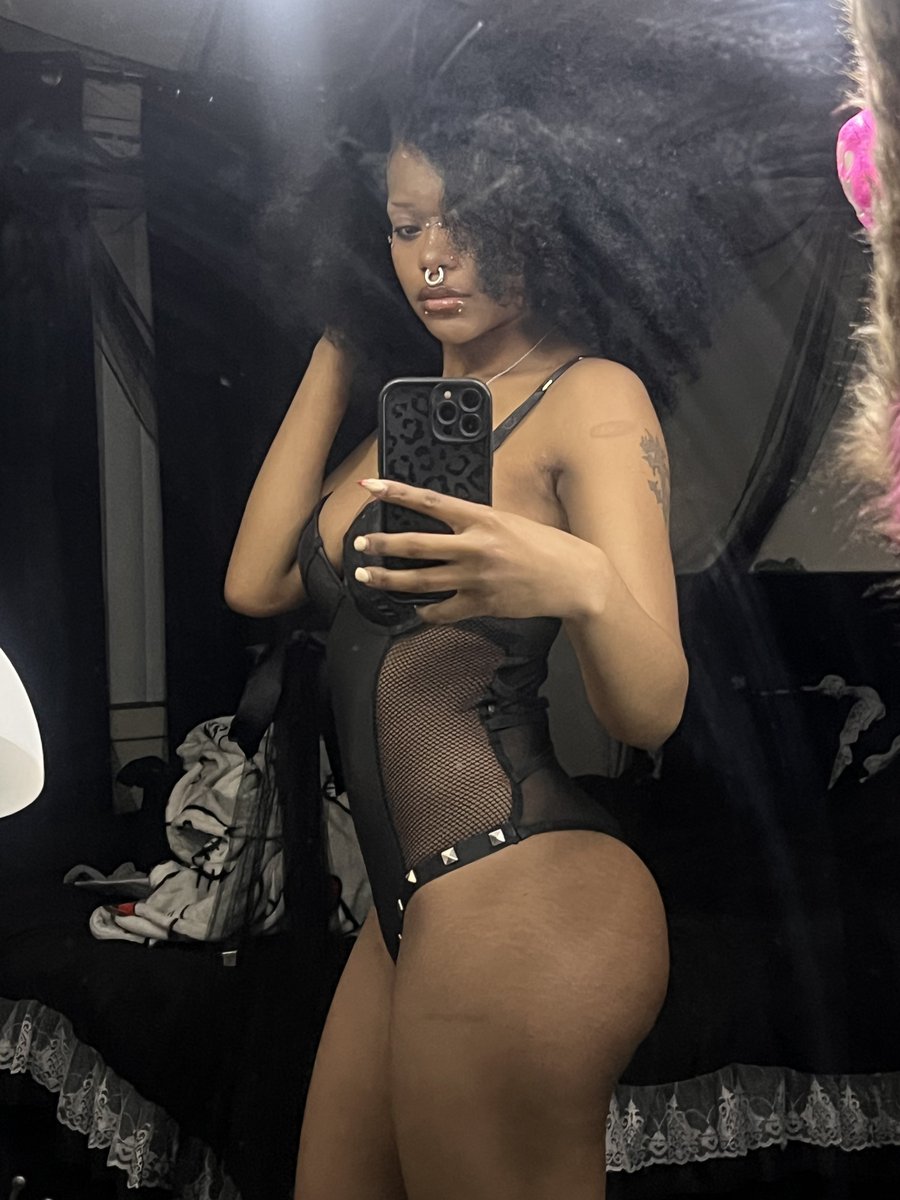 tohavemercy's tweet photo. I aspire to be somones slim thickspo https://t.co/IDIdhEWVHz