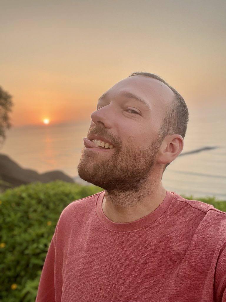 vicuvik's tweet photo. 🌅 https://t.co/iK3k0xGrTN