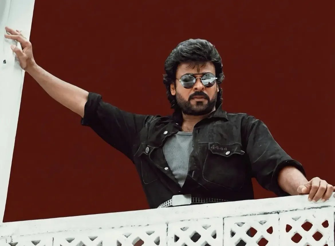 GudumbaSatti's tweet photo. Ninna Chiru ki vacchina wishes choosaka anipinchindi.

Ayanani anavasaram ga fan wars and comparisons lo ki drag chestunnam ani.

He is exceptional. He is unique. https://t.co/lhIXxu6wbe