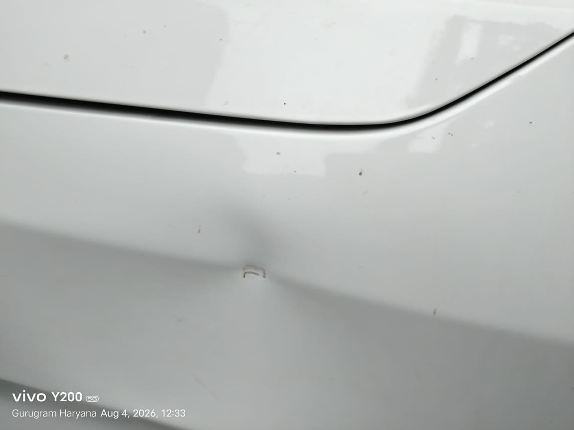 krishanpra359t's tweet photo. @irdaindia @HDFCERGOGIC @PMOIndia during an accident damage occurred on three sides. HDFC ERGO has approved my claim for only one side, without providing any proper justification for excluding the damage on the remaining two sides. My Claim No.: C230026136018. https://t.co/8QoOd6GY9m