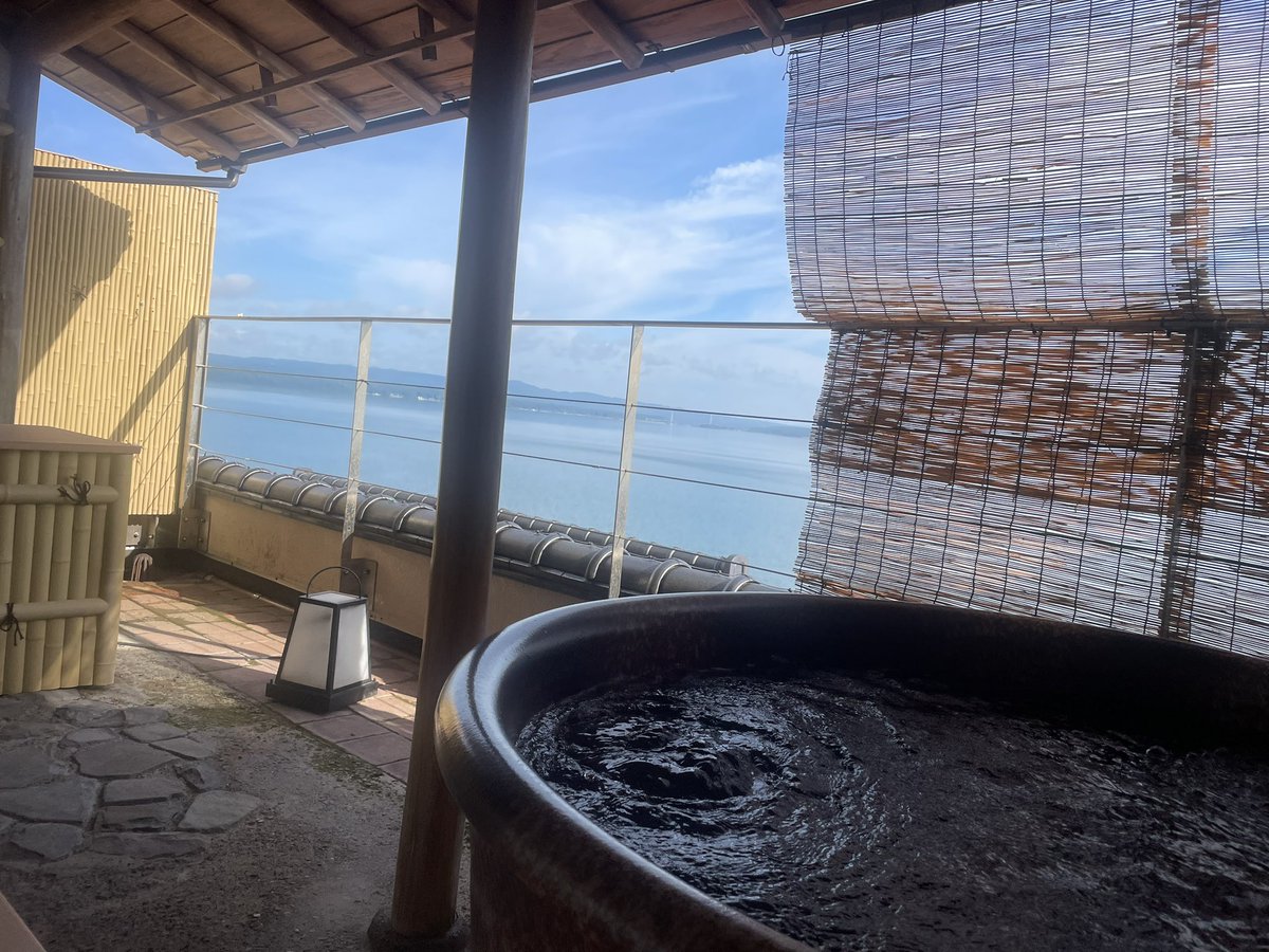 teru_ae86's tweet photo. 石川旅行がもう1週間も前なのか🥲
美味しかったし綺麗だった https://t.co/x2Qb6FUJeW