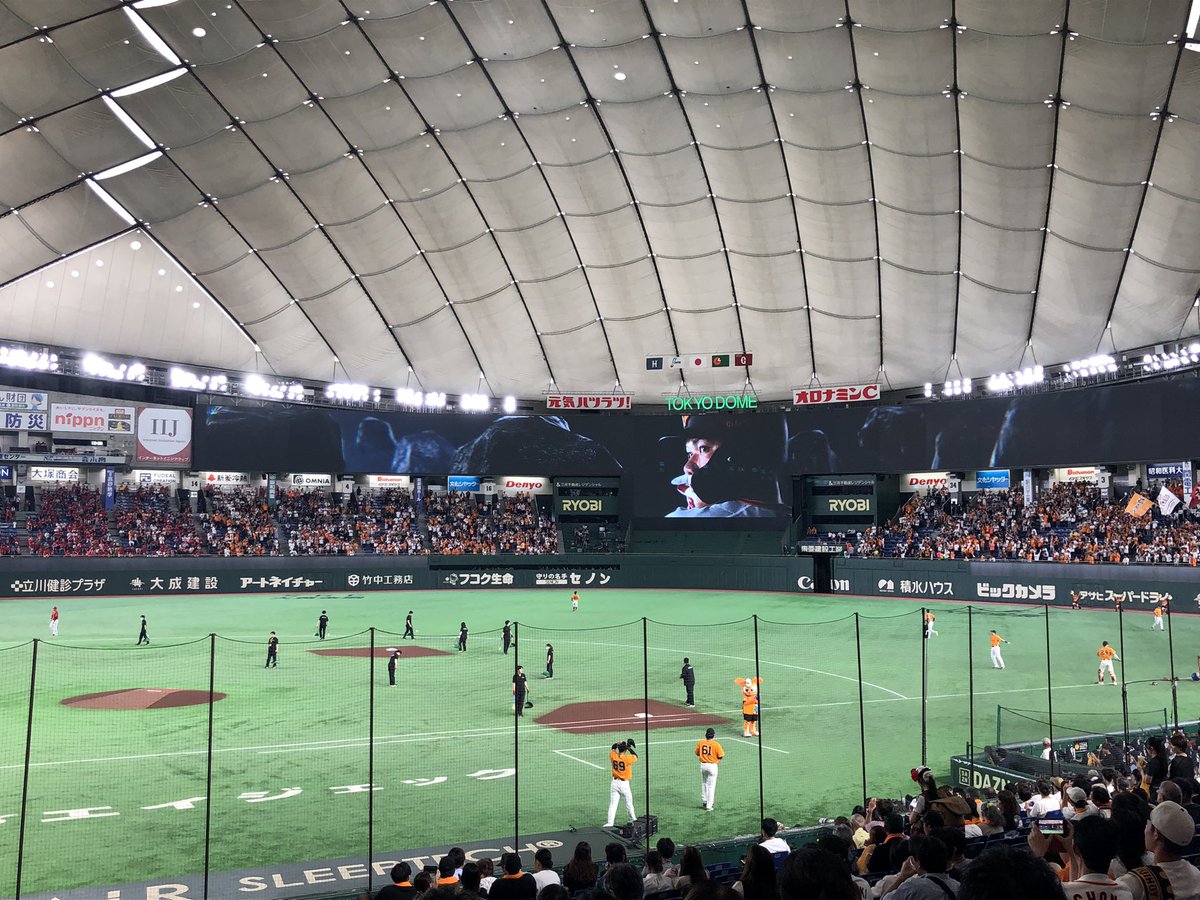 YDw4r's tweet photo. ドームは涼しい〜〜〜
マジで快適⚾️ https://t.co/xXPnOV2rn8