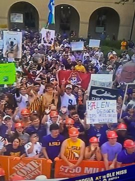 BurnTheArmada's tweet photo. The season is starting soon, Pirate Nation.

And East Carolina is a national brand. 🏴‍☠️ https://t.co/0XODlVTTvx