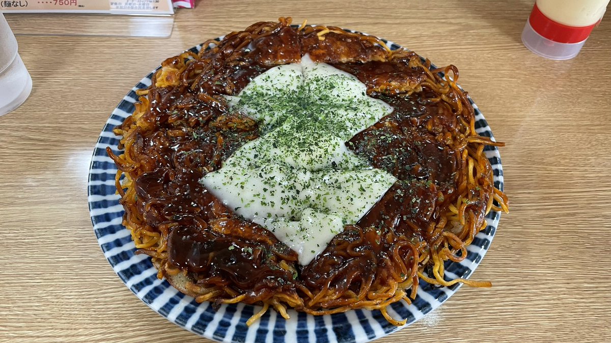 vitz5150's tweet photo. 府中焼き、さち。一口目からわかるパリパリ感、待っても食べたい納得のお味。 https://t.co/rGbjeYYGfy