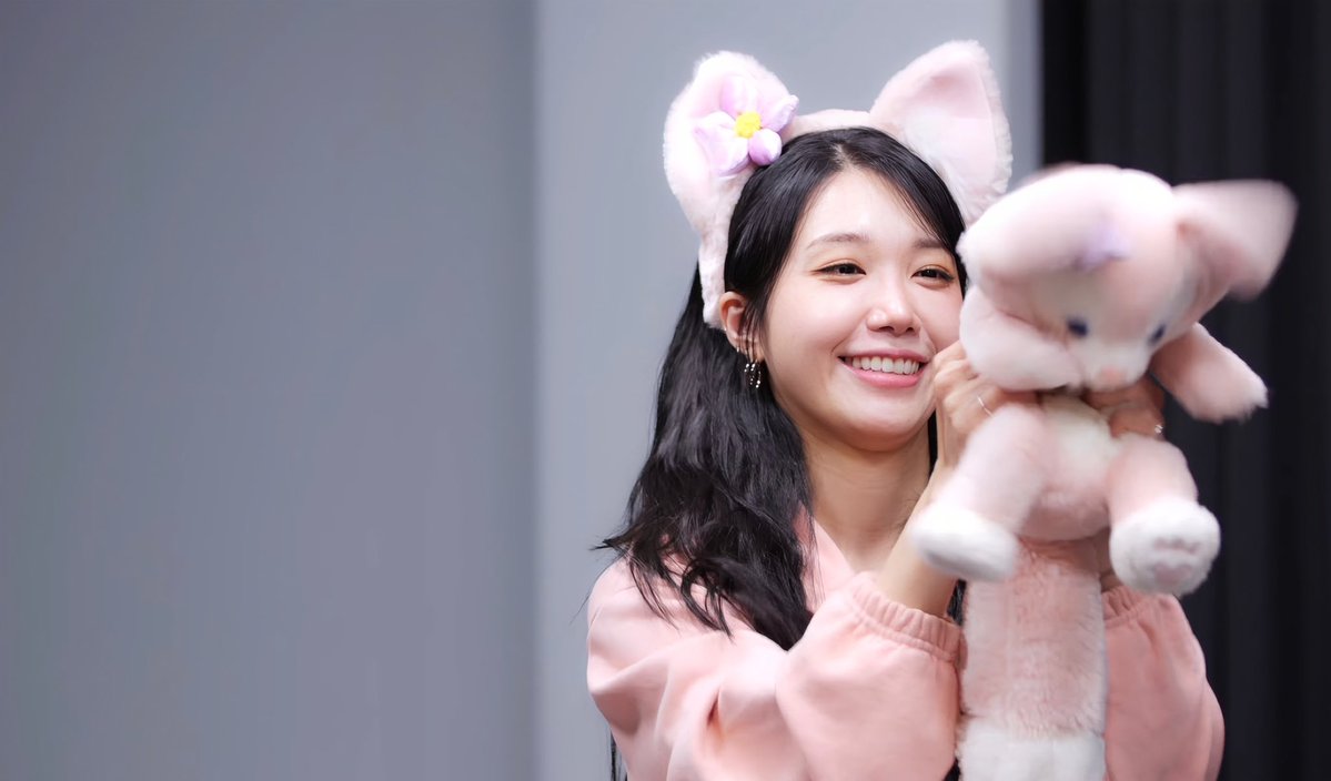 sy_kr_hyoko's tweet photo. ウンジオンニ🥰💗
#정은지 #Apink #에이핑크 https://t.co/3GBhTetdmt