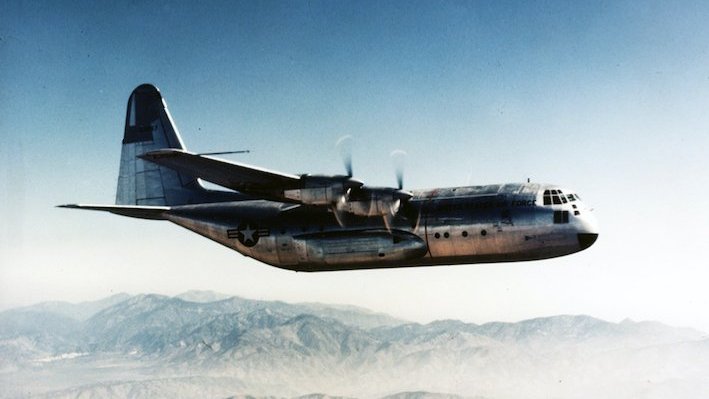 HistoryMattersX's tweet photo. 🇺🇲 Monday #23August 1954: the day the first of two Lockheed YC-130 Hercules four-turboprop-engine prototypes (53-3397) made its first flight.

🛫 Made from the Lockheed Aircraft Corporation Terminal Brubank plant near the Edwards Air Force Base, State of Californa, USA.

“The Birth of the C-130 Hercules”

•  One Plane, Many Missions.

•  The longest and continuous produced military aircraft in history.

•  The most reliable military air transport vehicle in military history.

•  Nicknamed “Herc ” or “Herk”

#23August1954 #Aircraft #Aviation #AviationHistory #C130 #C130Hercules #FirstFlight #Herc #Hercules #Herk #History #Lockheed #LockheedYC130 #Maidenflight #Military #MilitaryHistory #Plane #YC130