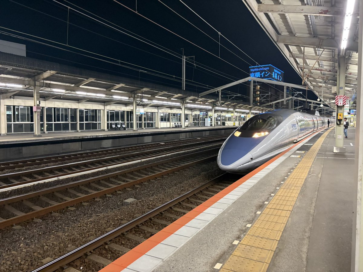 express__v2's tweet photo. 500系V4編成のラストラン

ダイヤわかる人教えて！！ https://t.co/qlee2cd6IA