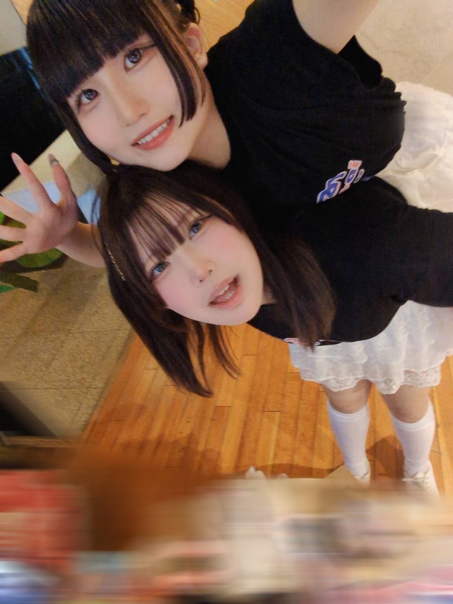 himesuzu_rabuka's tweet photo. KMAパラダイスホールさん！ありがとうございました🎶🎶🎶

広いステージ初めてで緊張したけど楽しくできたと思います⊂( ᴖ ̫ᴖ )⊃

あめちやんにおんぶしてもらた︎^  ̫ ^ https://t.co/xRM2L8s7aq