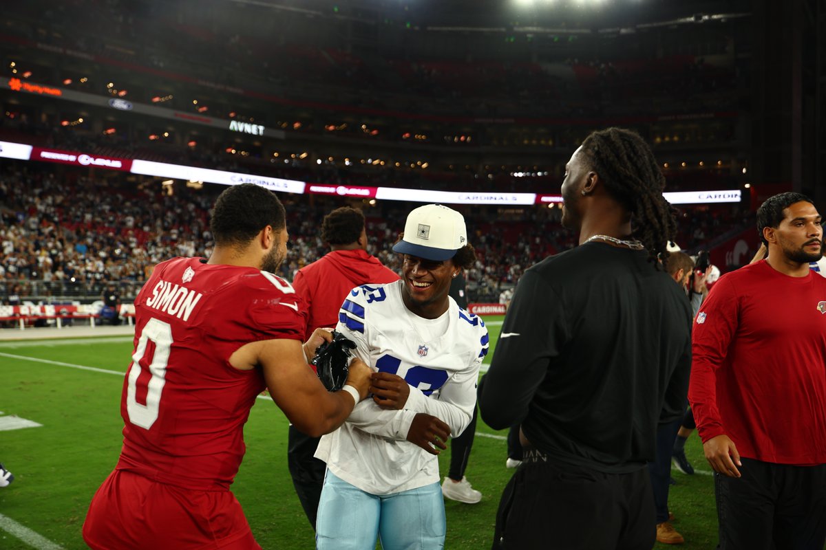 dallascowboys's tweet photo. post-game meet ups 🤝

#DALvsAZ | #DallasCowboys https://t.co/7VQUDY36m1
