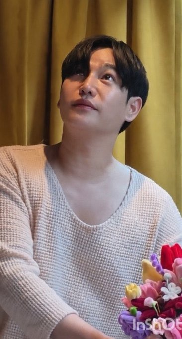 Thungnom4ever's tweet photo. ฉันชอบความ เสาร์-อาทิตย์ นุชไปแตกแตนที่ร้านเฮีย ช่างเป็นการรอที่ไม่เหงาเนอะ

@peckpalit #เป๊กผลิตโชค #PeckPaLitChoke

📸Cr.นุช https://t.co/9oqxwSrFyP