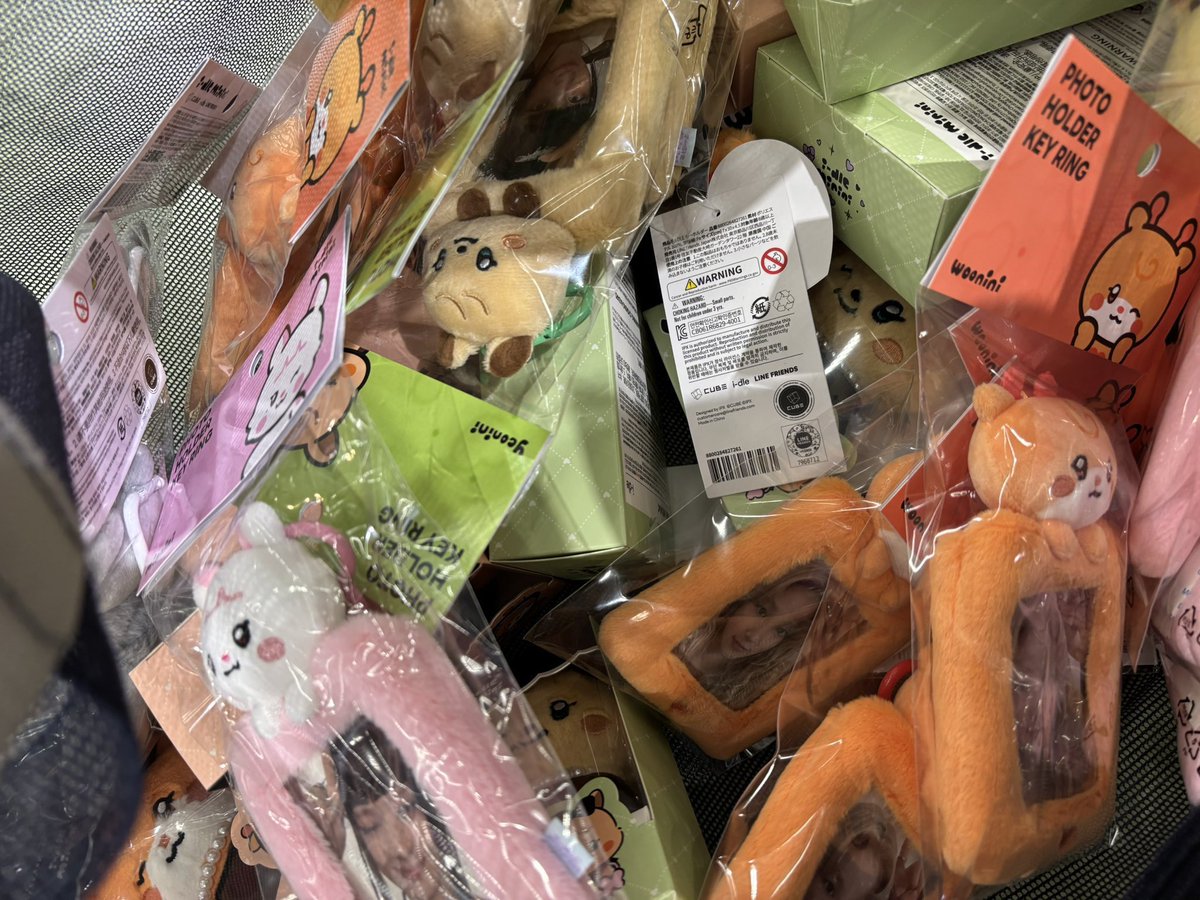 pdwertyneverin's tweet photo. 아이들 라인프렌즈 팝업 대리구매 댈구 포카 양도
Sell i-dle line friends pop up store
Help purchase proxy md merch md
Wts offline event benefit pob doll

i-dle 9th Mini Album We made
Minini baby 인형

✅Original price+0.2each

Need to pay first⭕️
Kr ac/wise/alipay⭕️
Bulk possible⭕️ https://t.co/tc6iVJSHGD