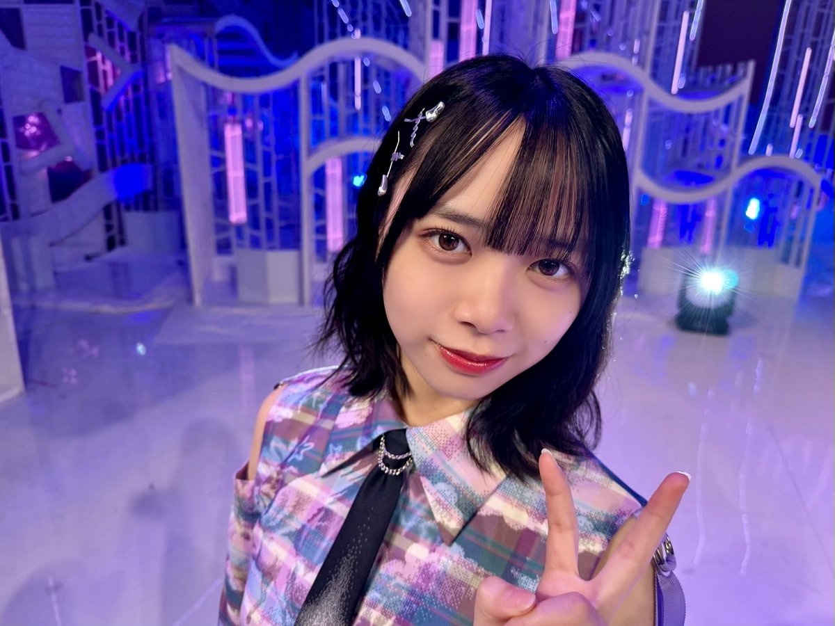 hinatazaka46's tweet photo. /／
#日向坂46_三期生LIVE
\＼

真面目で努力家で何事にも全力なはるよがだいすき！！

#日向坂46
#山口陽世卒業セレモニー https://t.co/KkGMwvKEeK