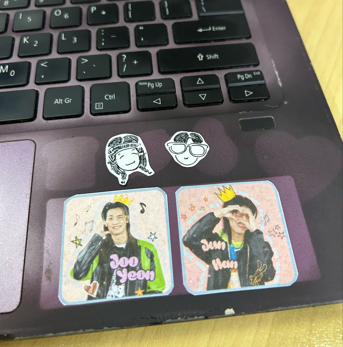 icungaegi's tweet photo. #workmotivation thank you for the cute gaebabz stickers @tendotmrk @snowhitaesan 🫶🏻🫶🏻🫶🏻 https://t.co/Nd3MoNWzhZ