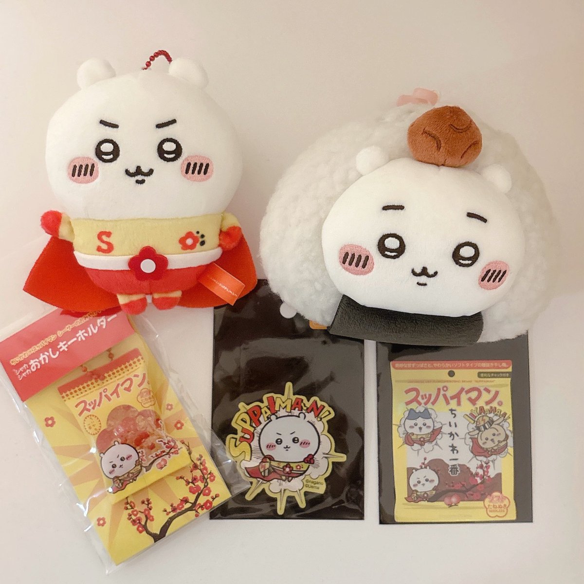 rd_vuj's tweet photo. 最近手に入れたグッズ達🍙 https://t.co/2mqwaq0ogA