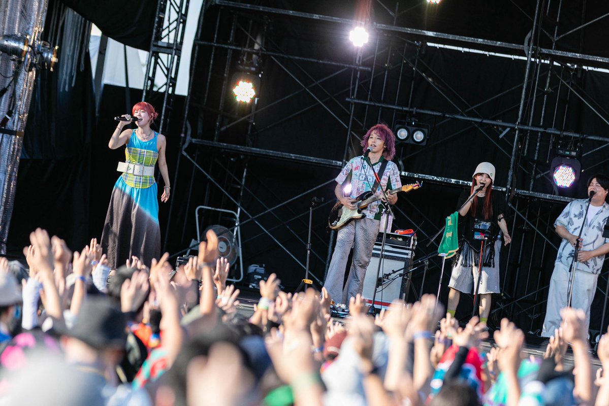 Penthouse_band's tweet photo. 2026.08.23
WILD BUNCH FEST. 2026
Thank You!!🩵

1. Welcome to the Penthouse
2. 我愛你
3. 一難
4. 恋する神様
5. Taxi to the moon
6. 夏に願いを
7. …恋に落ちたら
8. 一二三

"This is Penthouse"
▶︎https://t.co/hLKipukIii

#Penthouse
#ワイバン https://t.co/ygM3jyVjkw