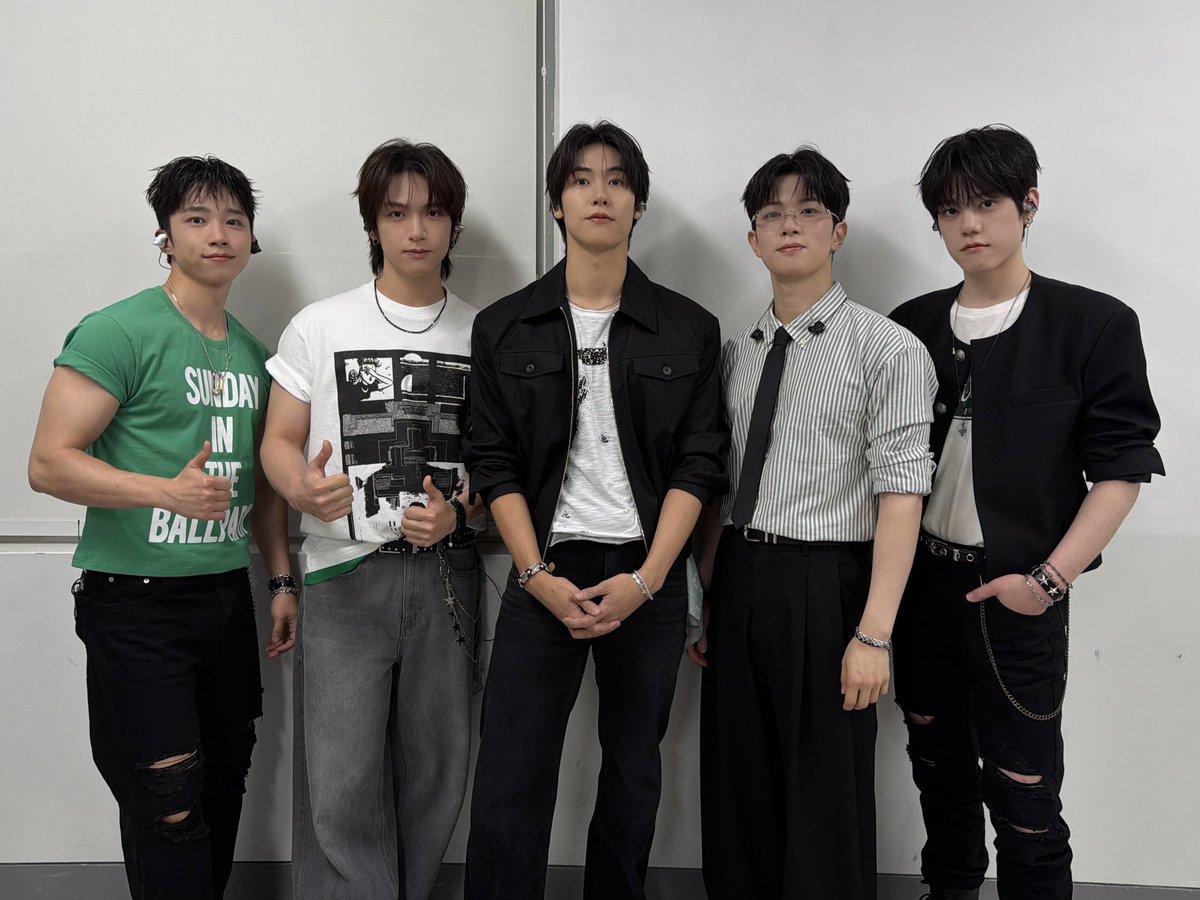NFlyingofficial's tweet photo. [📸] 2026 N.Flying LIVE ‘&amp;CON5 : into REM’ - 광주 Day 2

#NFlying #엔플라잉 #엔콘 #into_REM https://t.co/p20aYtS5wz