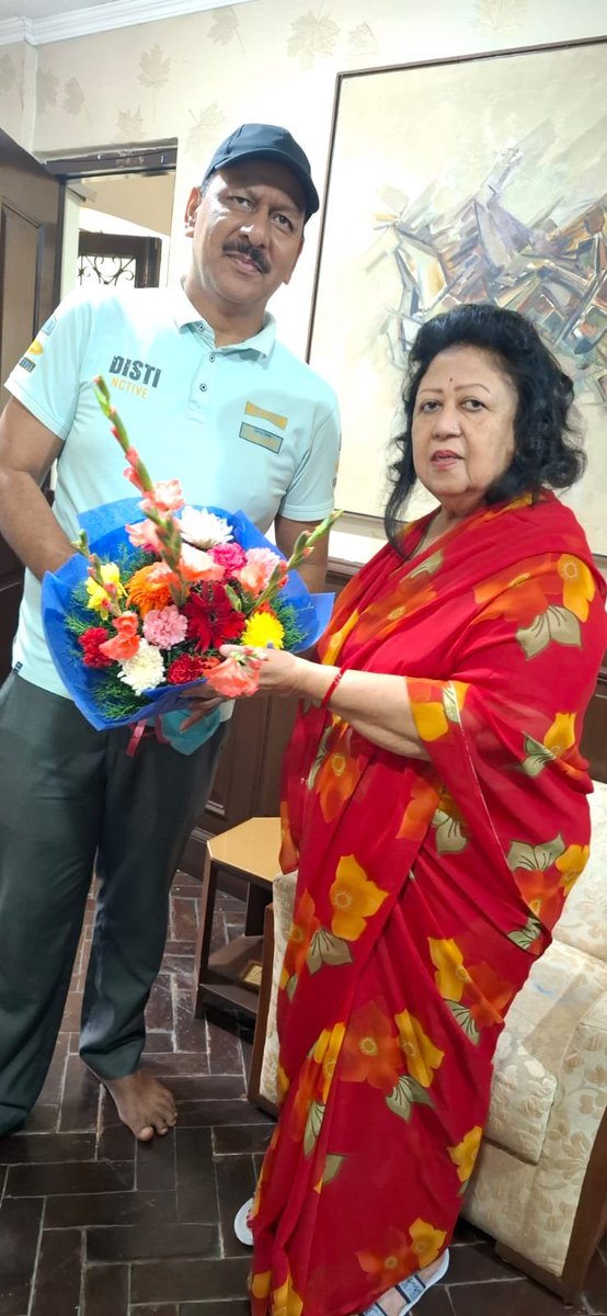 pratapst34's tweet photo. आज टिहरी गढ़वाल उत्तराखंड से लोक सभा की सम्माननीय सांसद, महारानी @MalaRajyaShah  जी का जन्मदिन हैआपके जन्मदिन की ढेरों बधाइयाँ शुभकामनायें !
यह पावन दिन आपके लिए अपार खुशियाँ, सौभाग्य, स्वास्थ्य और सफलता लेकर आए। 💐🎂 https://t.co/wxeJYFOb3V