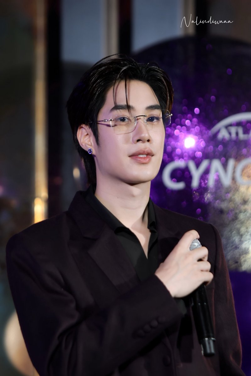 nalindiwaaa's tweet photo. อยู่ไม่ไหวๆ 🫠🫠🫠🫠

#AtlantaTopSpenderxTFO
#TleFirstone https://t.co/h7GQNOQvBe