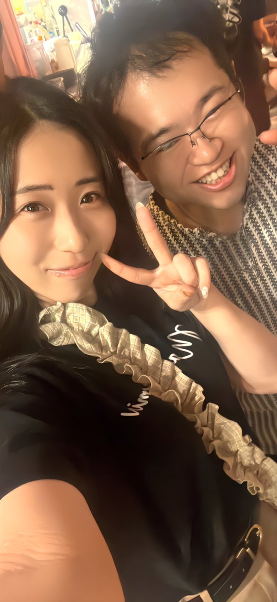 kam_ribon's tweet photo. #めいどりーみん
#DQC2026
ダンスクイーンコンテスト2026に参加してきました！！！
今年も熱い熱い戦いでした！！ 
短くはありますが出場キャストみんなに一言ずつ言いたいことあります！
めあちゃん、まふるちゃん、ひななちゃんは別にポストしてるので今回は割愛します！

こころにゃんと初めて会えて会いたいて思ってたメイドちゃんの1人だったので嬉しかった！
りあむちゃんも打ち師として出場者として二刀流で本当に大変だったと思うけど会えて良かったです！
僕をひーくんて呼んでくれる3人目のメイドちゃんになりました！
なむちゃん、真っ先に声かけにきてくれてお話できて嬉しかった！
なむちゃん応援隊のヘブンズのメイドちゃんたちのコールも凄くて一緒に楽しめました！🤭
ぬこちゃん、萌え萌えトラブルとは言えないくらい��大変な事があったのに最後まであのステージに立ち続け��のは本気で尊敬します！
ハイアンドシーク本当に素敵で感動しました
素敵な感動をありがとう！！
ささみちゃん、まさかのフリップ芸とか意外性抜群でした！
ささみちゃんの事だからきっときっとどうしようか真剣にいっぱい本気で考えたんだろうなて伝わってきたよ
えび反りわっしょいてささみちゃんにコール出来て幸せでした！
そしてなのんちゃん、打ち師としてのみならずまさかのジャンケン係でなのんちゃんの小悪魔的なジャンケンにすっかり翻弄されました！
打ち師としても最高だったよ！大会を盛り上げてくれてありがとう！！
みおんちゃん、今回も色々ありがとうございました！
ヘブンズ行くたびにみおんちゃんとお話できるの密かな楽しみの1つです🤭

ダンスクイーンコンテストのラストライブは全員集合のトラドリでした！
打ち師のなのんちゃんだけではなくなんとあずきちゃん、そしてみおんちゃんのオタ芸、さらに山本さんのコールもありとまさにダンスクイーンコンテストの締めにふさわしいライブでした！
れのちゃんも最後にお気遣いと声がけありがとうございました！そのおかげで最高のラストライブになりました！
れのちゃんはじめ大会を支えてくれた全てのヘブンズのメイドちゃんには感謝感激です！
本当にありがとうございます
これだから大型大会への参加はやめられない！！！
嬉しい、楽しい、悔しい、感動、普段決して味わえない体験ができる
今回も幸せな時間をありがとうございました！