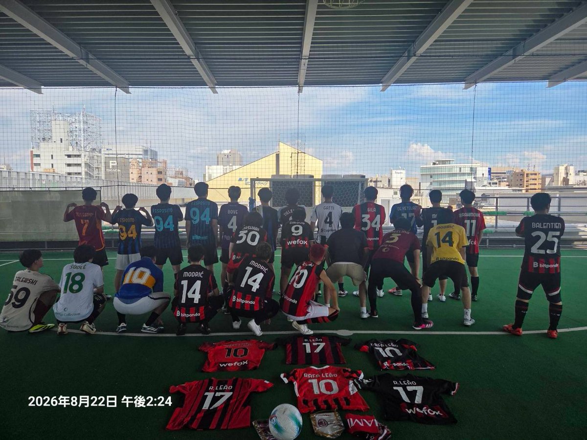 soccer_milan's tweet photo. 昨日はフットサルからのBBQめちゃめちゃ楽しかった🔥🔥
いつものメンツはもちろん最高やったし、関東からわざわざ来てくれた奴らもマジで最高やった✨
見てくれよ、俺のこの楽しそうな顔🤩🤩笑笑

まじでみんな最高に面白くて最高に楽しくて最高な時間を過ごさせてくれてありがとうやで！！ https://t.co/hunnrDmmmY