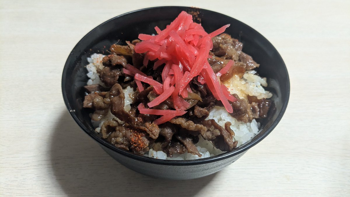 sibataSaur's tweet photo. 今日は大好きな牛丼作りました
いただきまーす🙏 https://t.co/ZLBeEn8bae