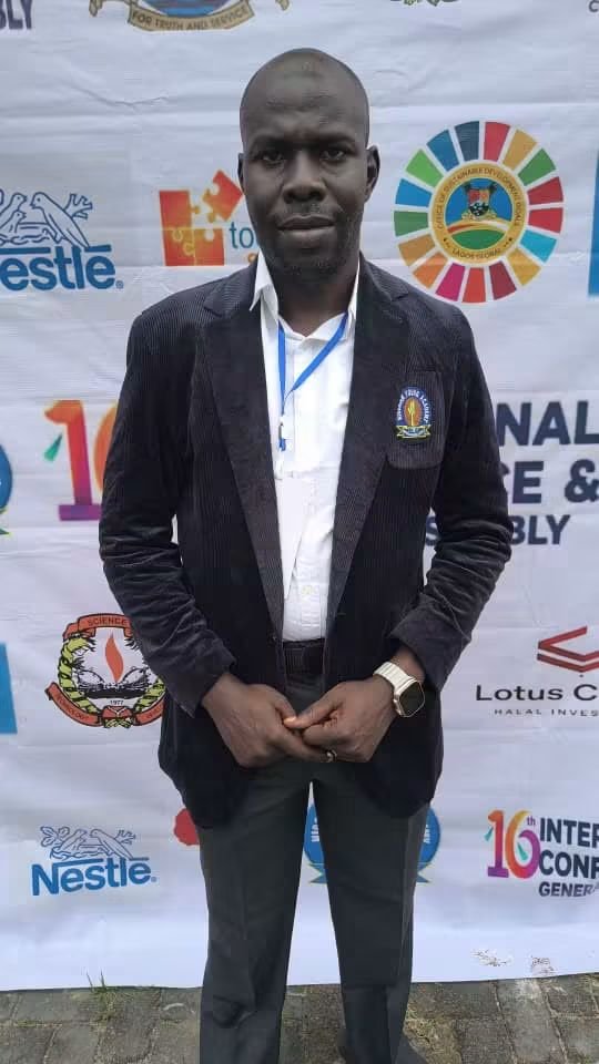 ABU_CM_'s tweet photo. ABU scholars honoured at 2026 NYA Annual International Conference

Ahmadu Bello University scholars have been recognised for research excellence, fellowship, leadership and emerging scholarship.

The milestone was recorded at the Annual International Conference and General Assembly of the Nigerian Young Academy (NYA) held at the Lagos State University, Ojo, Lagos State.

The conference brought together outstanding young scholars and researchers from across Nigeria to celebrate excellence in research, scholarship, leadership and service to the nation.

Representing Ahmadu Bello University, Dr Nuraddeen Nasiru Garba of the Department of Physics and Dr Zaharaddeen Nasiru Garba of the Department of Chemistry successfully completed their tenure as members of the Nigerian Young Academy and were formally recognised and decorated as Fellows of the Academy.

In another significant achievement, Dr Abubakar Shitu of the Department of Mechanical Engineering was inducted as a new member of NYA, further strengthening ABU's representation within the prestigious community of emerging scholars.

Adding further distinction to the University's representation, Dr Idris Nasiru Abdullahi of the Ahmadu Bello University Teaching Hospital (ABUTH) was also honoured with the prestigious Prof Friday Okonfua National Young Researcher's Prize in Health Sciences, accompanied with a cash award of ₦100,000.

The award was in recognition of Abdullahi's outstanding contribution to research in the Health Sciences.

The occasion also highlighted the leadership contribution of Dr Nuraddeen Nasiru Garba, who served as the Chairman of the 2026 Induction and Exit Committee of the Academy. 

In that capacity, he provided leadership in coordinating the induction of new members and the exit and recognition of members completing their tenure.

The recognition of two ABU scholars as Fellows, the induction of a new Member, and the national research prize awarded to an ABU scholar collectively demonstrated the University's strong presence and growing influence within Nigeria's research and academic community.

Ahmadu Bello University Management congratulated Dr Nuraddeen Nasiru Garba, Dr Zaharaddeen Nasiru Garba, Dr Abubakar Shitu and Dr Idris Nasiru Abdullahi on these remarkable achievements and recognitions.

The University celebrated their contributions to research excellence, academic leadership, innovation and national development and wished them continued success in their scholarly endeavours.

..........................................
Public Affairs Directorate,
Office of the Vice-Chancellor,
Ahmadu Bello University, Zaria (NEWS/AHW)
Thursday, 20th August, 2026