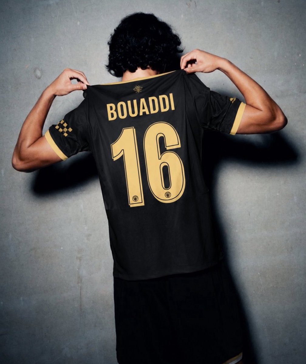 SxrgioSZN's tweet photo. BOUADDI IS FINALLY A BLUE https://t.co/GnbjWx1z2Z
