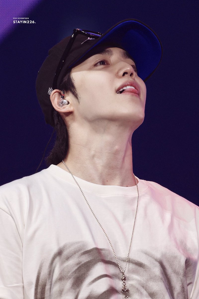 bereadybij's tweet photo. Cheol, I have so many inappropriate things to say but I just stfu like a good girl I am 🤯 https://t.co/UBOJRO7Ry7