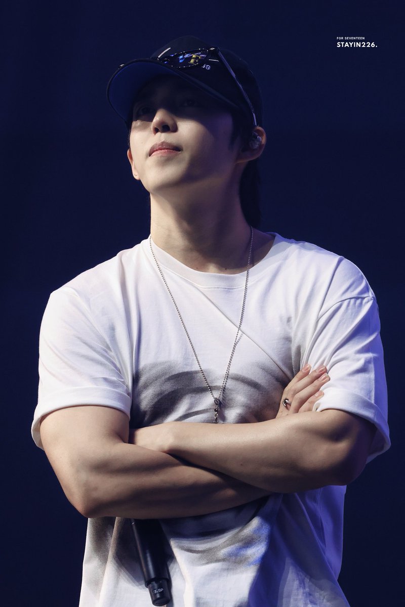 bereadybij's tweet photo. Cheol, I have so many inappropriate things to say but I just stfu like a good girl I am 🤯 https://t.co/UBOJRO7Ry7