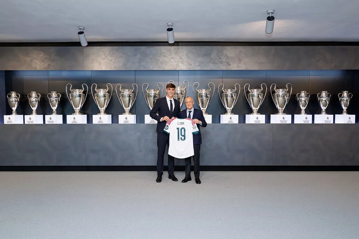 MadridXtra's tweet photo. 🚨⚪️ WELCOME TO REAL MADRID, @cespi10 🤍👋 https://t.co/ZYaUNKf8pF