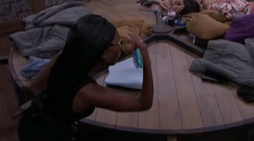 BbstatsY37609's tweet photo. THERE IT IS!!! #BB28 https://t.co/IYSlpSsOXX