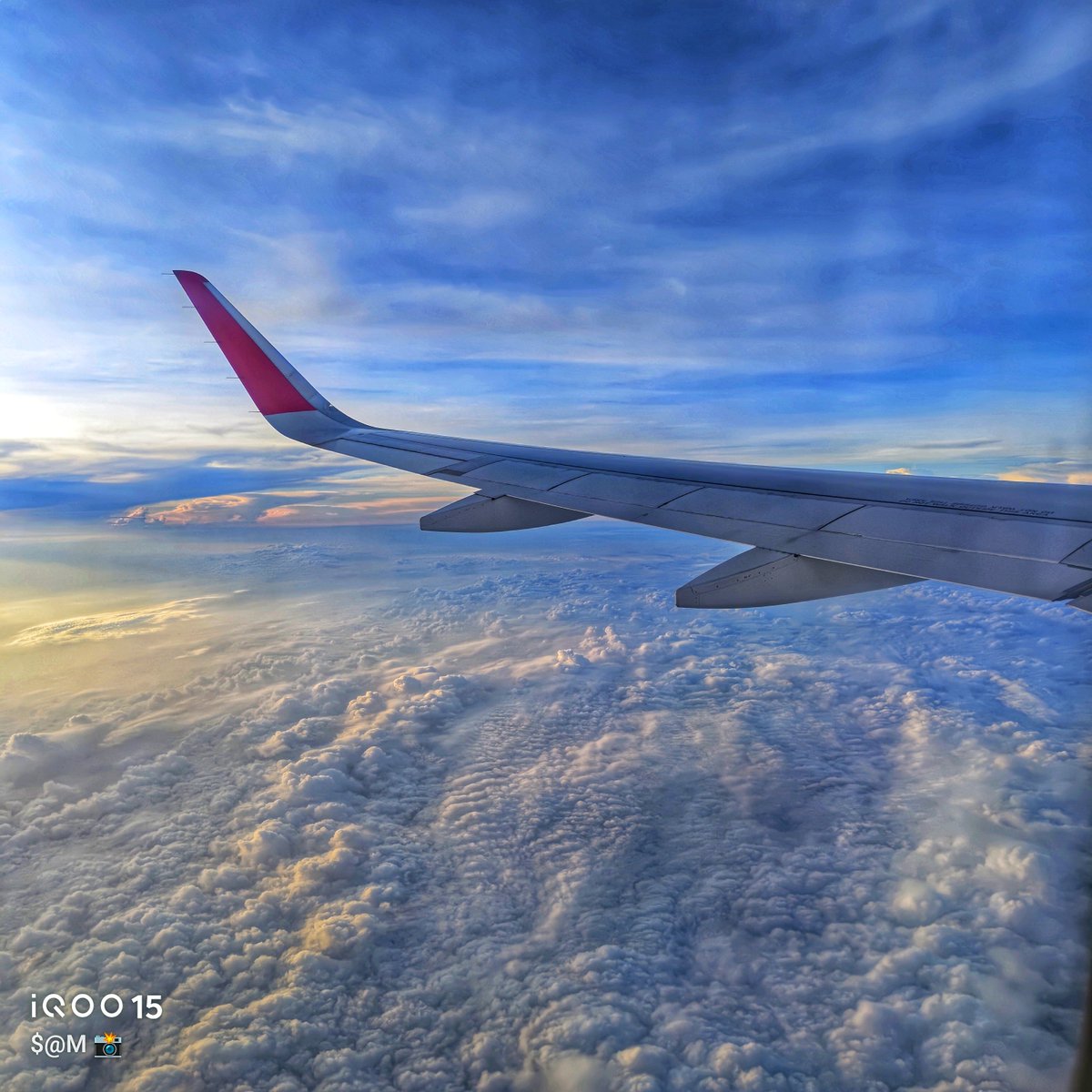 TechSAM009's tweet photo. From Clouds ☁️ to Clicks 📸
#ClickedOniQOO
#iQOO15 https://t.co/ddMs5JACH8