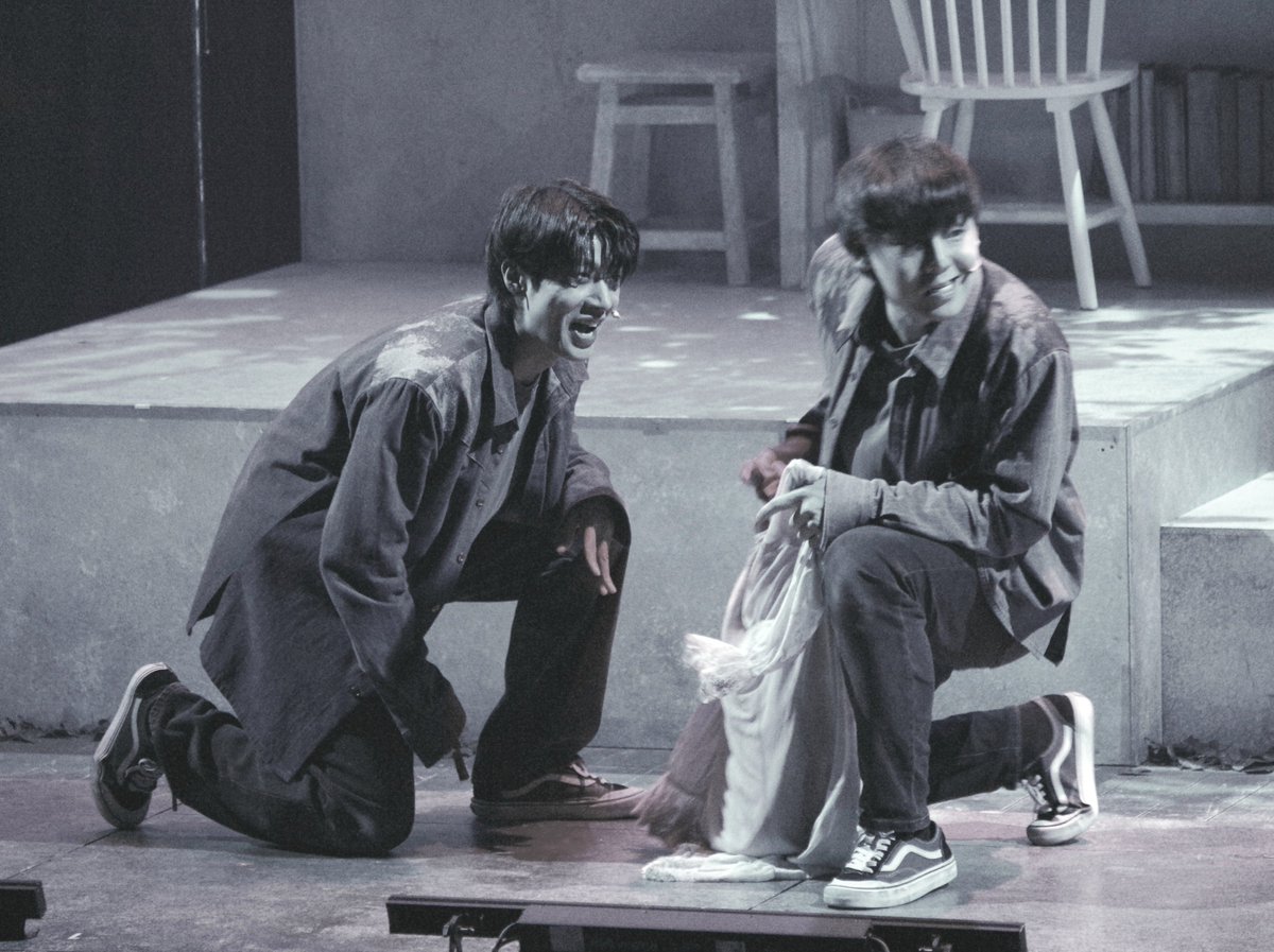 tltclt's tweet photo. 260823 종의기원 낮공
스페셜 커튼콜 - 살인
박상혁 한유진
기세중 한유진 https://t.co/CRg1tZeCZk