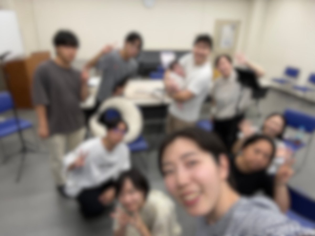 VEKnot2025's tweet photo. 強化練習2日目終了〜〜！！！
頑張った！👶

曲が仕上がったので、あとは微調整！というところまできました㊗️
そして！
演奏会まであと7日！！！
最終練習まで各々自分の課��と向き合います💓

【電子チケットはこちら】
https://t.co/a3Dz6cgTfk

🌟当日券あり！🌟
ふらっと聴きにきてください〜🏌️‍♀️ https://t.co/xU7n9kCMFP