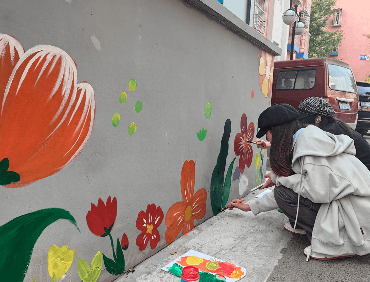 puduvifitida's tweet photo. Gran taller de graffiti esta noche en el patio de la universidad! Trae tu spray y creatividad, todos son bienvenidos https://t.co/xbk695lEoY