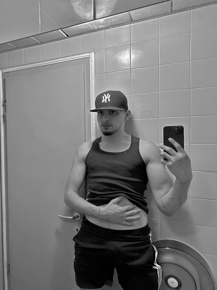 pdguy000 tweet picture
