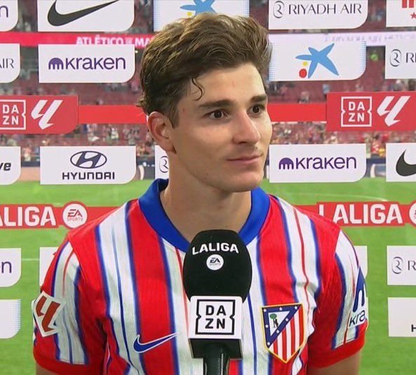 cutilovers's tweet photo. "eu al final te dejaron salir?"

Yo: https://t.co/wTfl8YOjUN