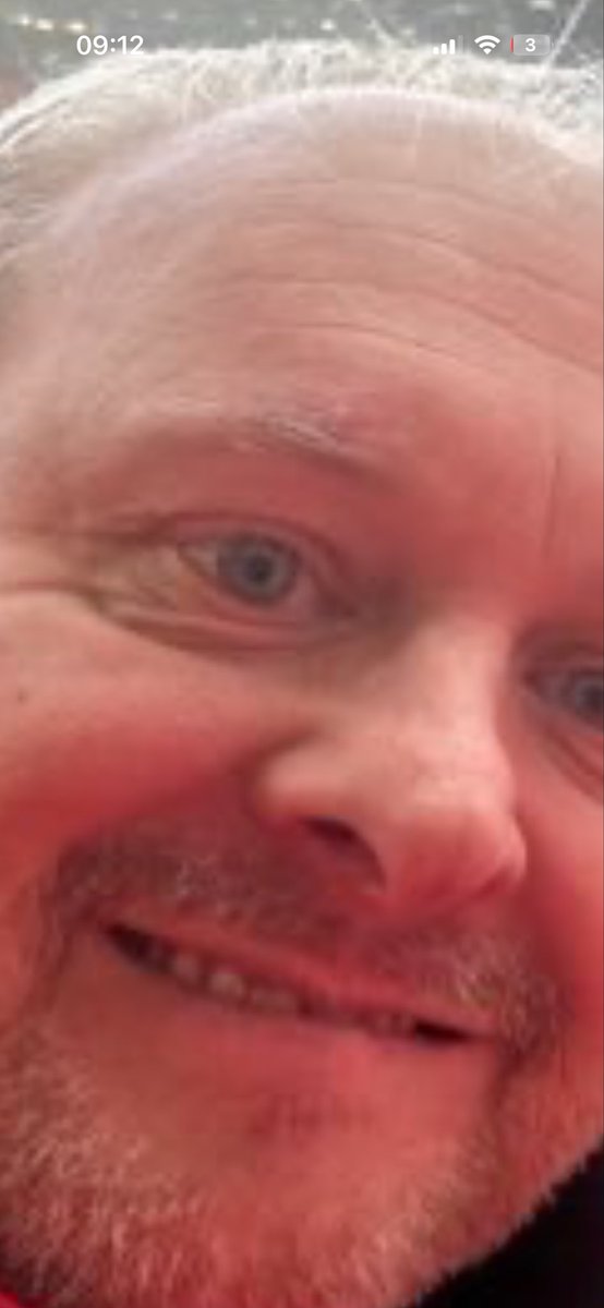 STUCITY's tweet photo. @mark_robinson_ Get all the birds you bro 🤣 https://t.co/hyqkjerRpJ