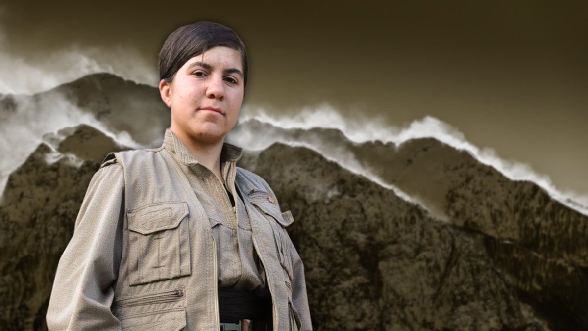 gilidaxe__'s tweet photo. Şehîd Zozan Feraşîn,Şehîd Havîn Zagros,Şehîd Zinar Baz,Şehîd Zeynep Botan https://t.co/oEMVV6VmUe
